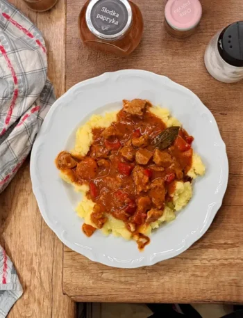 gulasz węgierski